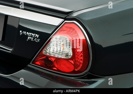 2008 Jaguar XJ Vanden Plas in grün - Rücklicht Stockfoto