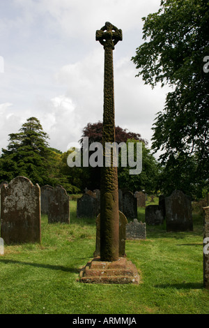 Gosforth Cross auch bekannt als Wikinger oder nordischen Kreuz ist das älteste und höchste Viking Kreuz in England ausstellen Symbole Stockfoto