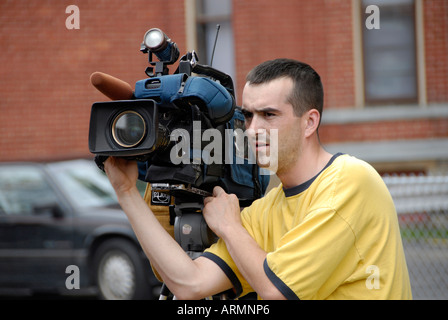 TV Kameramann zeichnet ein TV-interview Stockfoto