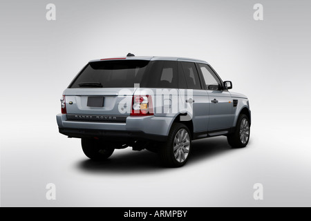 2008 Land Rover Range Rover Sport HSE in Silber - Winkel Rückansicht Stockfoto