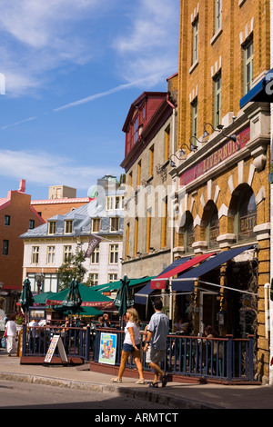 Beliebten Quartier Latin entlang Rue St. Jean, Quebec Stadt, Quebec, Kanada. Stockfoto