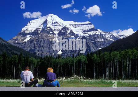 Mount Robson, 3954 M höchste Berg in den kanadischen Rocky Mountains, British Columbia, Kanada. Stockfoto