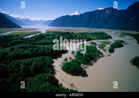 Coast Range, Knight Inlet-Mündung, Nimmo Bay Heli Ventures, British Columbia, Kanada. Stockfoto