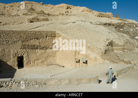 Eingang zum Grab des Rechmire oder Rekhmire Gräber der Adligen Qurna West Bank Luxor Niltal Ägyptens Stockfoto