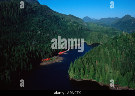 Nimmo Bay Heli wagt Lodge, Central Coast - Antenne der Lodge, British Columbia, Kanada. Stockfoto