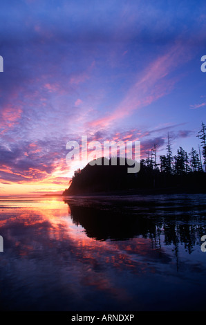 Queen Charlotte Islands, (Haida Gwaii), Tow Hill auf Graham Island bei Dämmerung, Britisch-Kolumbien, Kanada. Stockfoto