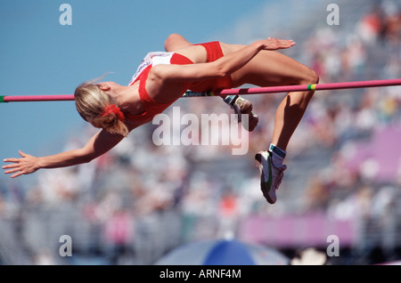 Leichtathletik-Wettbewerb, weibliche Hochspringerin löscht bar, Britisch-Kolumbien, Kanada. Stockfoto