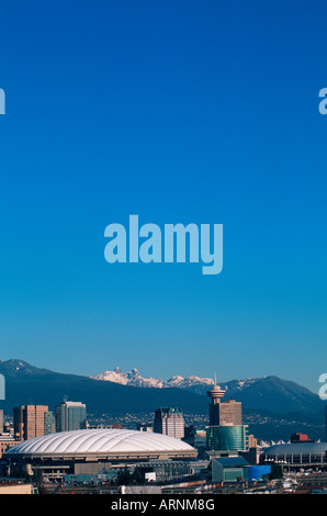 Skyline der Innenstadt von Gebäuden mit BC und GM Place, Vancouver, Britisch-Kolumbien, Kanada. Stockfoto