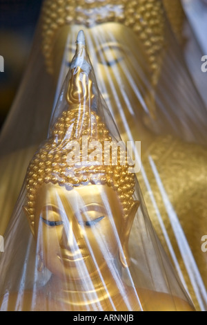 Neue goldene Buddha-Statuen in Bangkok Thailand Stockfoto