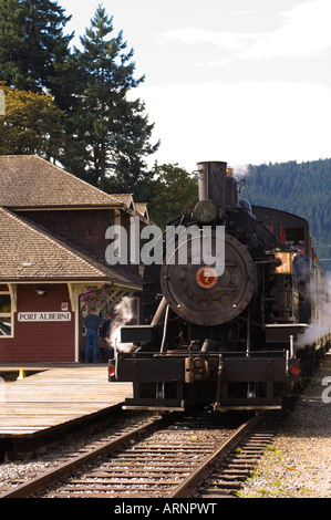 Alberni Pacific Railway Dampflok, die läuft bis McLean Mill, Port Alberni, Vancouver Island, British Columbia, Kanada. Stockfoto