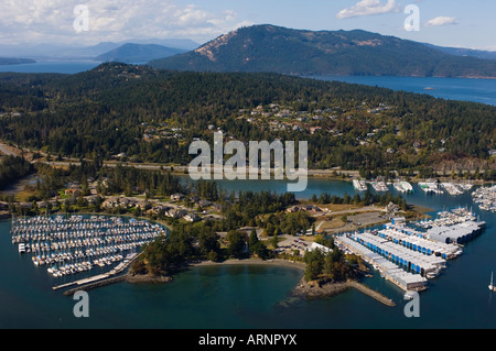 Marinas Antenne, in der Nähe von Sidney, Vancouver Island, British Columbia, Kanada. Stockfoto