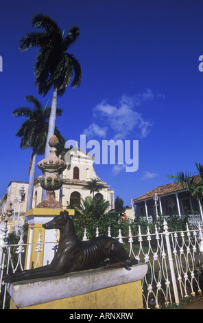 Kuba, Trinidad, Plaza Major und Kathedrale, Iglesia De La Sant√≠sima Stockfoto