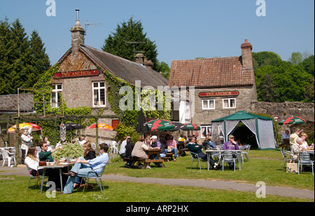 Menschen Anker Hotel Tintern Stockfoto