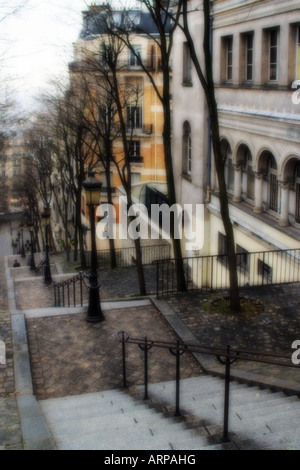 Treppen, die von der Basilika Sacré Coeur in Montmartre Paris Frankreich Stockfoto