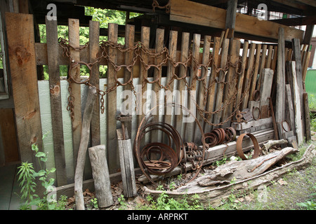 Sammlung von rostigen Metall und Holz. Stockfoto