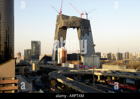 Das neue Hauptquartier für CCTV befindet sich im Aufbau in Peking 16. Februar 2008 Stockfoto