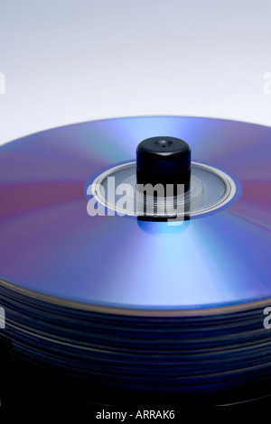 Stapel von leere CD-ROM oder DVD-bereit zum Brennen von Musik mp3 Filme oder backup-Daten Stockfoto