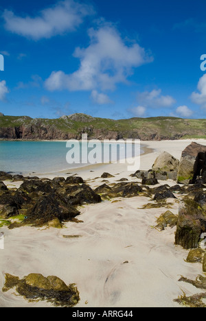 dh Bagh a Phollain Beach POLIN BAY SUTHERLAND SCOTLAND White sands Bay Scottish Northwest Coast Highlands Meer Sand Strände blau Himmel Stockfoto