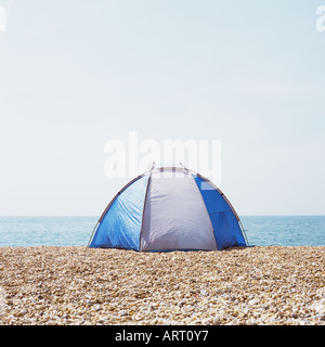 Zelt am Strand Stockfoto