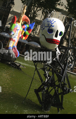 Tinguely-Brunnen am Place Igor Strawinsky Paris France Stockfoto