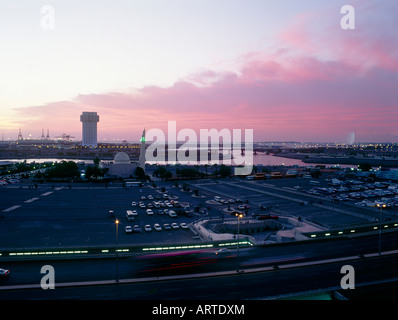 Stadt von Jeddah mit Port Tower, Saudi Arabien Stockfoto