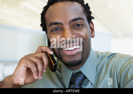 Mann am Handy Stockfoto