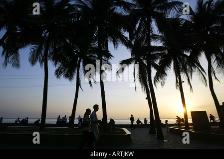 Sonnenuntergang über der Bucht von Manila in Manila, Philippinen. Stockfoto