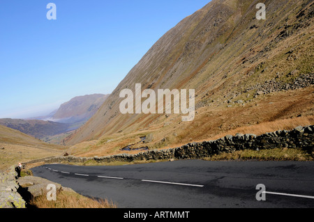 Der Gipfel des Kirkstone Pass nach unten in Richtung Ullswater Stockfoto