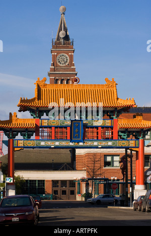 Chinesische Tor am Eingang zum Seattle Chinatown Seattle Washington State USA Stockfoto