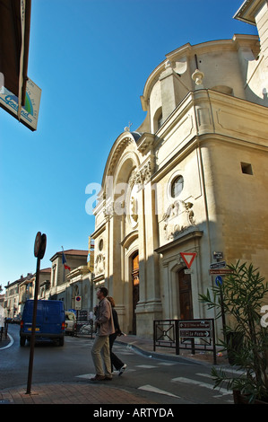 AVIGNON FRANKREICH, historisches Stadtzentrum, Rue Joseph Vernet im Zentrum der Stadtkirche Stockfoto