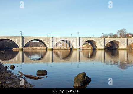 Brücke über den Fluss Don Stockfoto