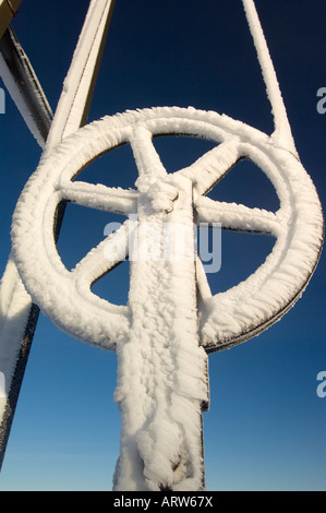 Eis auf Ski-Zentrum-Maschinen Stockfoto