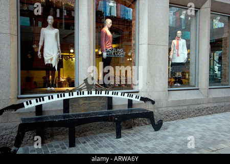 MATHEW STREET, HEIMAT DER HÖHLE, WO DIE BEATLES URAUFGEFÜHRT, LIVERPOOL, ENGLAND Stockfoto