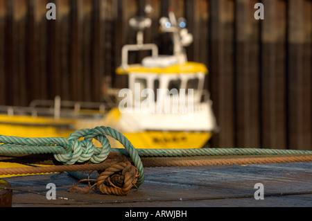 Ein Ankern Fischerboot im Hafen von Portavogie Stockfoto