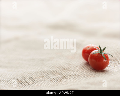 Kirschtomaten auf hessischen Stockfoto