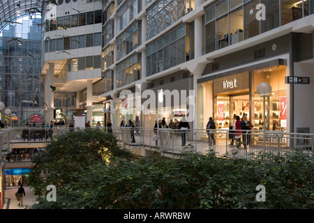 Eaton Centre Shopping Mall - Toronto - Ontario Stockfoto