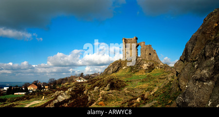 Cheshire Mow Cop Burg Torheit mit Blick auf Cheshire Ebene Stockfoto