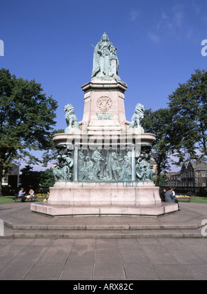 Lancaster Square das Victoria Denkmal in Dalton Stockfoto