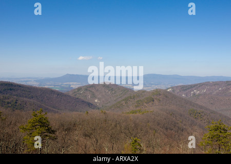 Zwei Meilen laufen mit Blick auf Skyline Drive Shenandoah Nationalpark Virginia 16. Februar 2008 Stockfoto