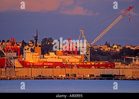 Küstenwache Boot im Trockendock, Hafen von Seattle Stockfoto