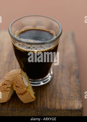 Espresso-Kaffee mit Biscotti - high-End 61mb Hasselblad digitale Bilder Stockfoto