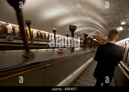 St Johns Wood u-Bahn tube Station Art-deco-Rolltreppen Stockfoto