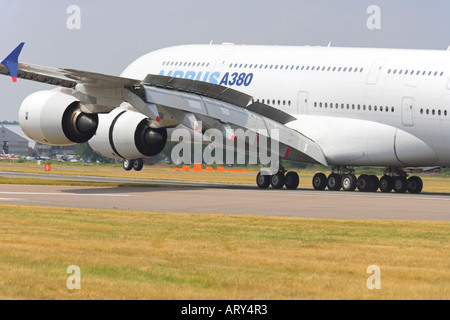 Airbus A380 Landung in Farnborough 2006 Stockfoto