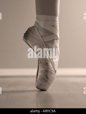 Ballett Tänzerin s Fuß auf Punkt Stockfoto