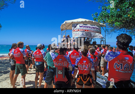 1998 Vereinigte Staaten Windsurf Meisterschaften am Kanaha Beach Park, an der Nordküste von Maui. Auch heute noch ein beliebter Ort Stockfoto