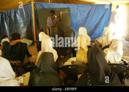 Schüler in der Schule in Pakistan Stockfoto