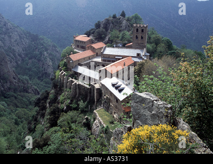 Saint-Martin-de-Canigou, Abtei, Nord-Ansicht Stockfoto