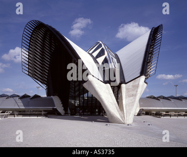 Lyon, Gare de Saint-Exupéry TGV, (Früher Gare de Satolas), Architekt: Calatrava Stockfoto