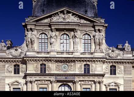 Paris, Louvre, Pavillon-de-l ' Horloge, Karyatiden am Pavillon, 1636 Stockfoto