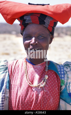 Herero-Frauen tragen traditionelle Kleidung in einer Prozession für die Ma Herero Day Parade August Okahandja Namibia Stockfoto